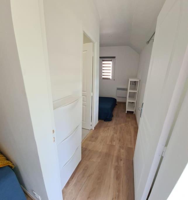 Petite Maison Cosy Dans Un Jardin. Apartment